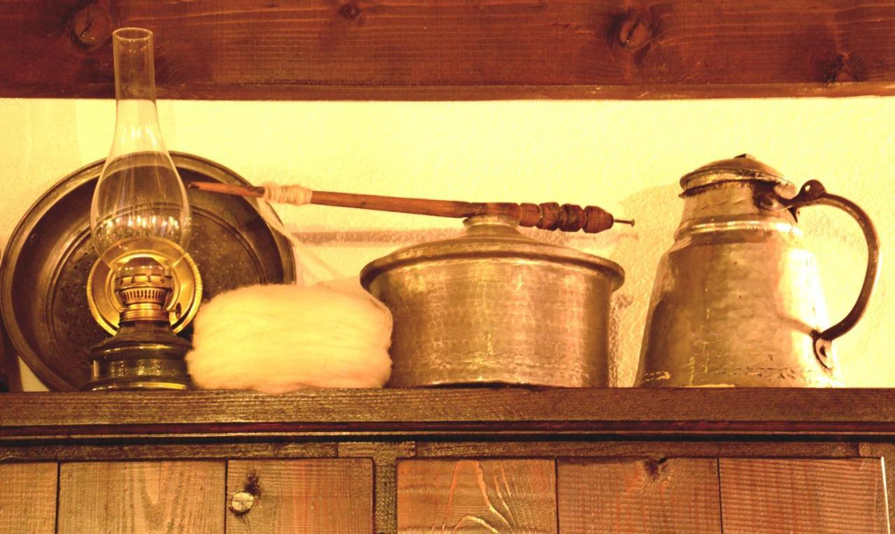 Traditional Guesthouse Lanari Livadi  エクステリア 写真