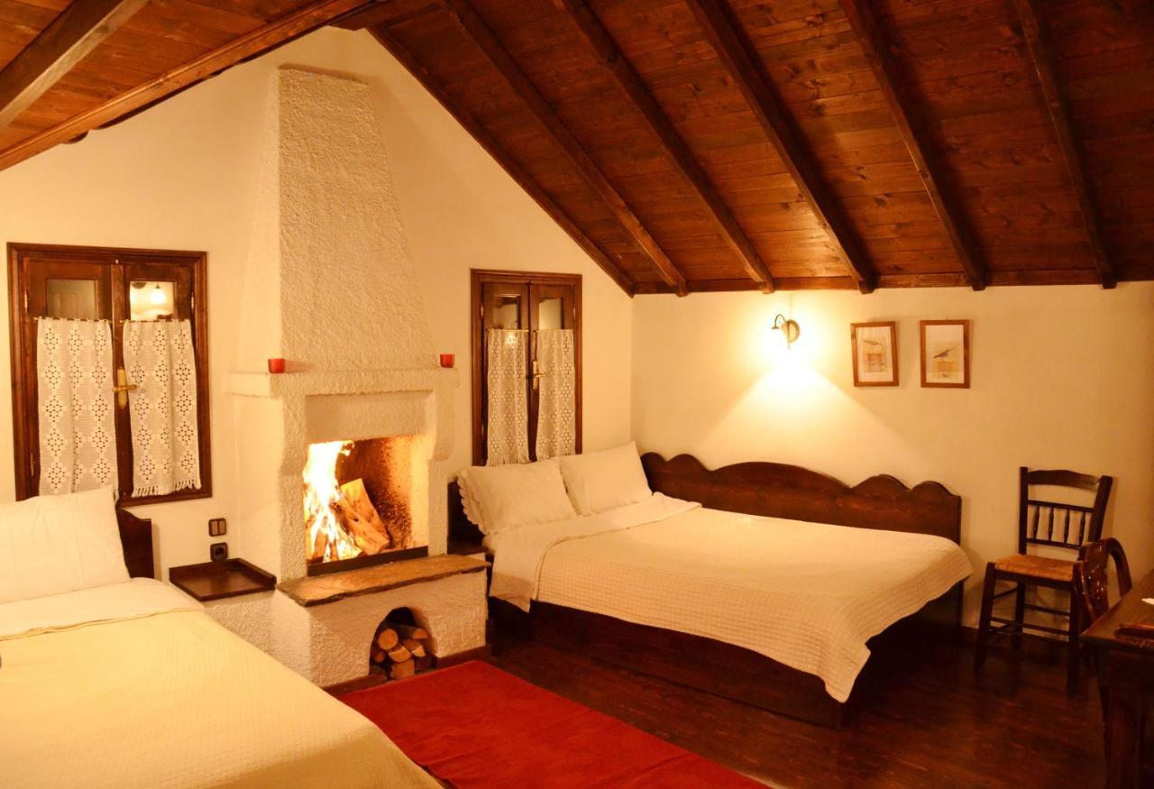 Traditional Guesthouse Lanari Livadi  エクステリア 写真