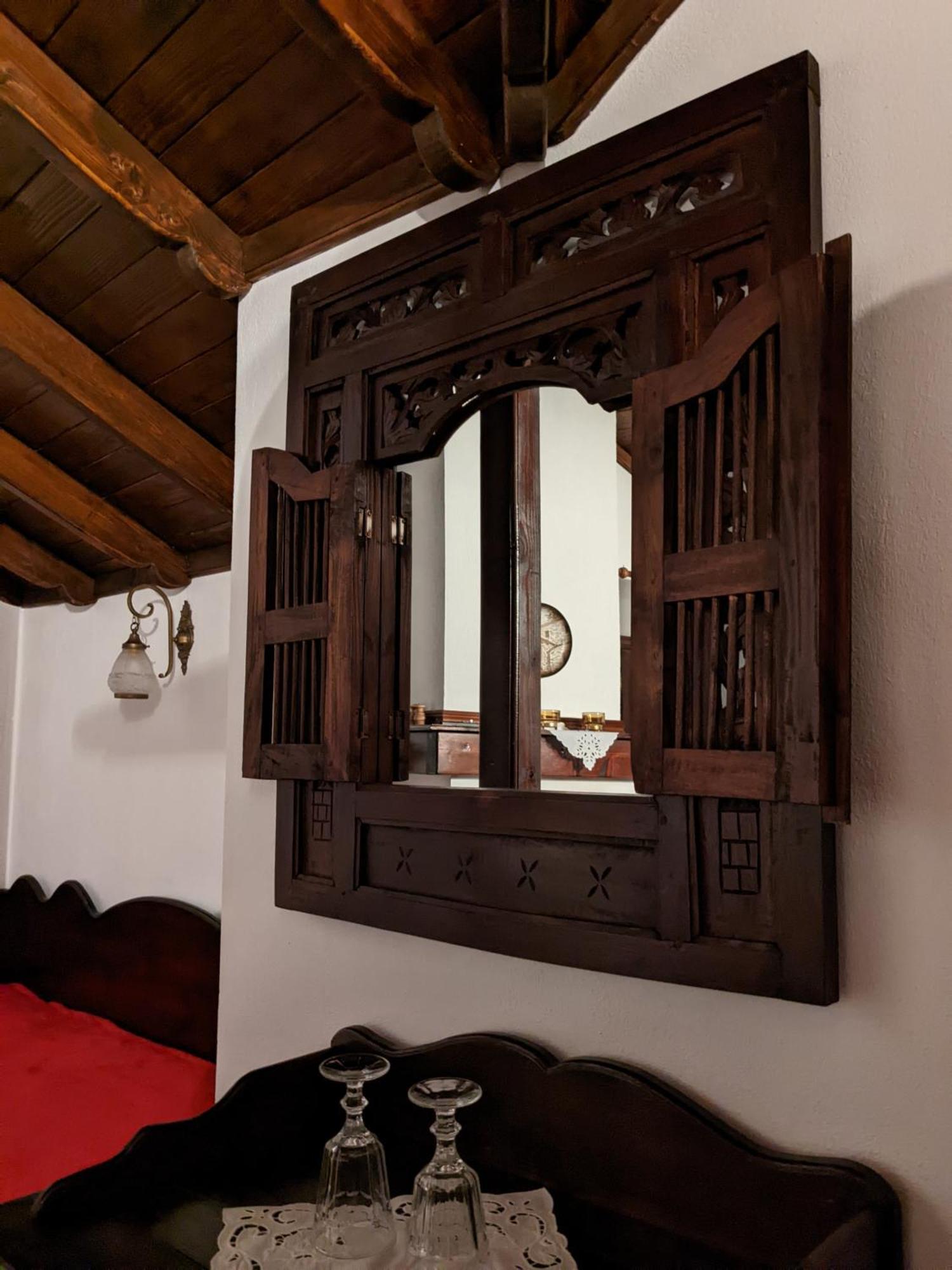 Traditional Guesthouse Lanari Livadi  エクステリア 写真
